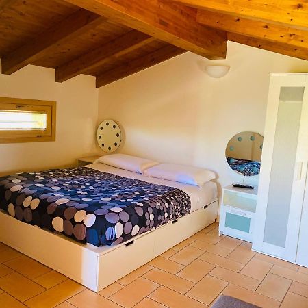 B&B Nido Sui Laghi San Donnino della Nizzola Exterior photo