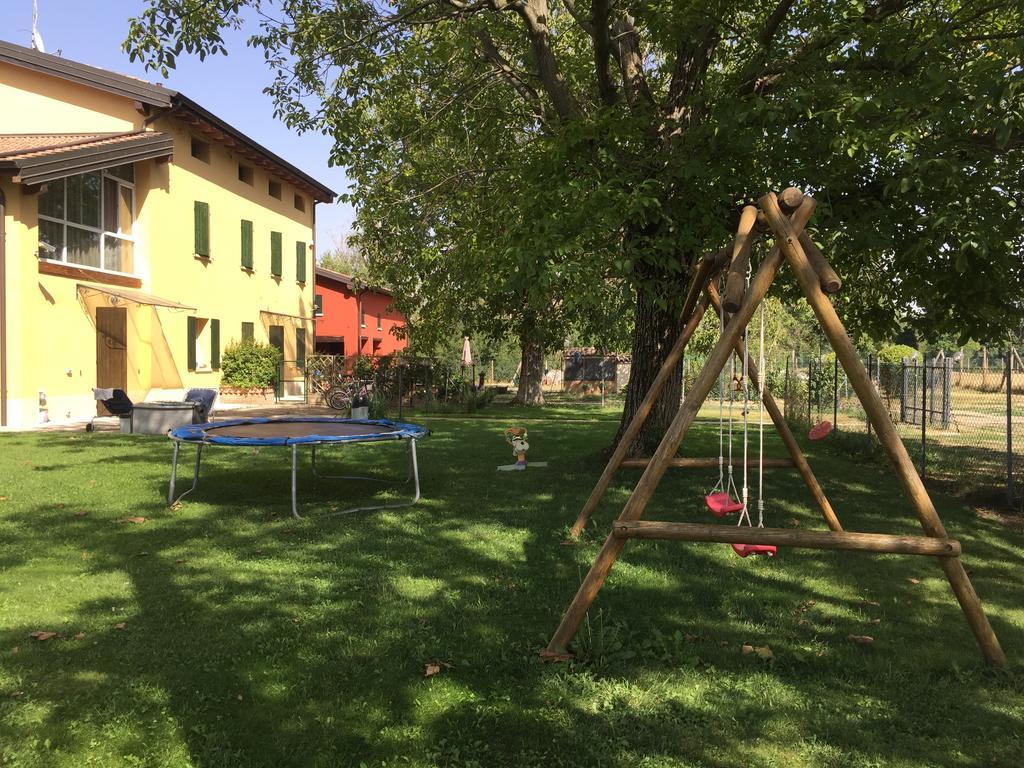 B&B Nido Sui Laghi San Donnino della Nizzola Exterior photo